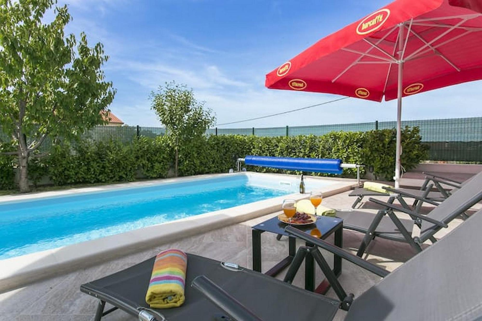Holiday Home Mons Aureus Gornje Sitno Exteriér fotografie
